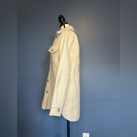 Kismet XS Off-White Utility Jacket with Button Detail - Picture 6 of 9